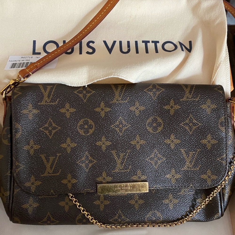 Louis Vuitton MM Crossbody box, tissue, dust bag, bag Authentic